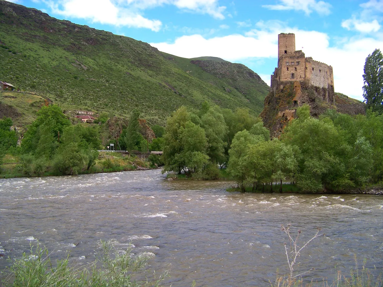 Khertvisi Fortress, Fortresses in Aspindza Municipality, Georgia