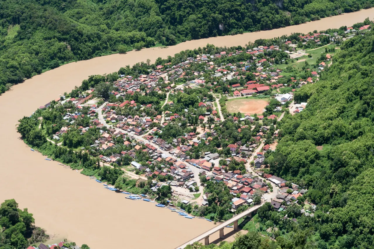 Nong Khiaw, Village in Laos